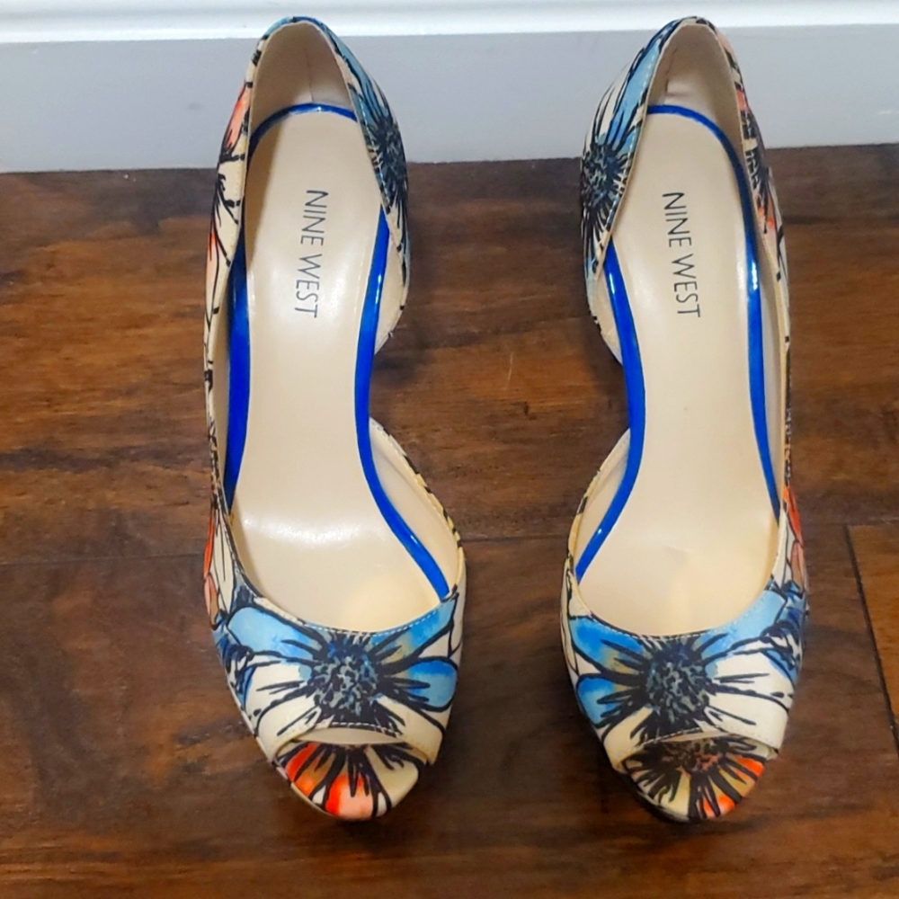 Nine West 7M flower multicolor